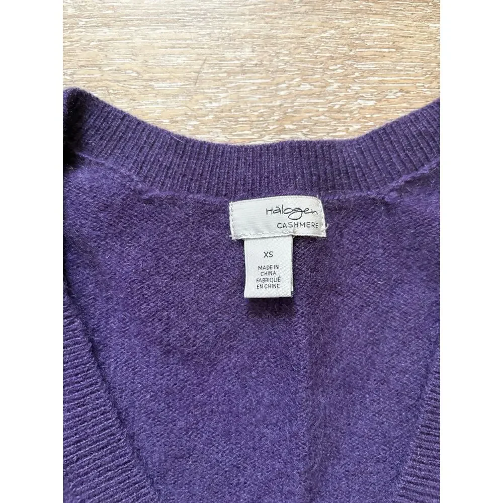 Halogen 100% Cashmere V-Neck Pullover Sweater